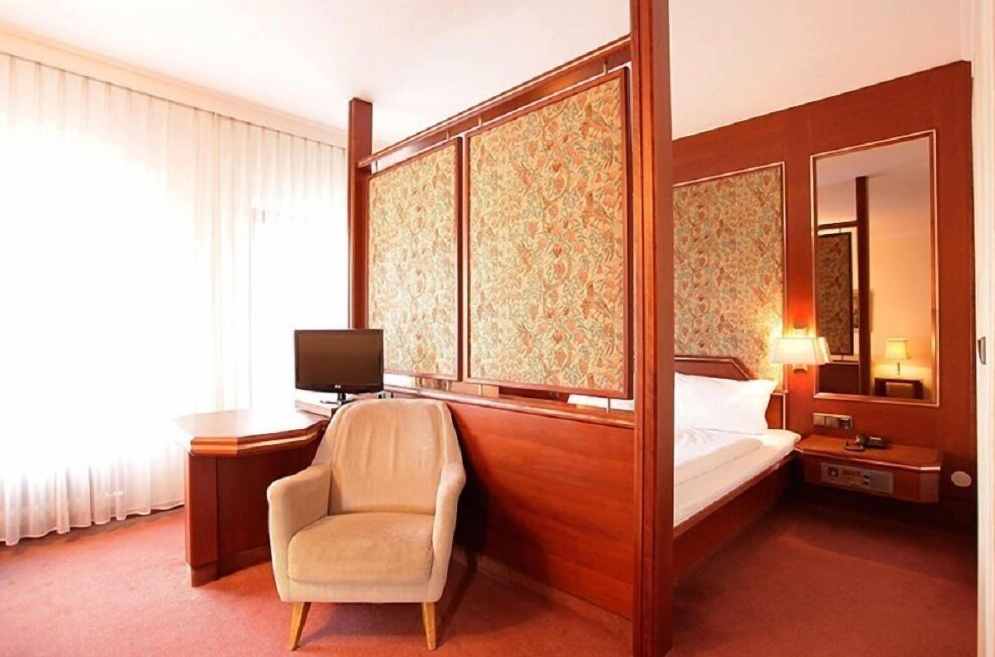 克里威斯巴登公园旅程旅馆酒店 外观 照片